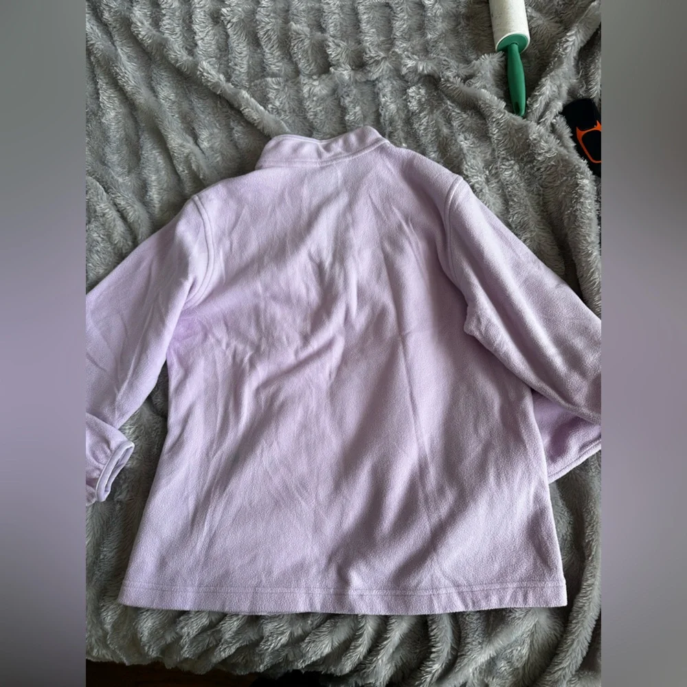 Lands end girls lilac pull over fleece sweater. Size 14.